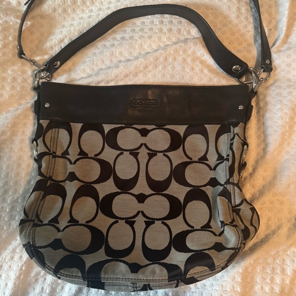 Coach Signature Zoe Hobo Shoulder/Crossbody Bag A1032-F14709 🩶🖤 - Picture 1 of 11
